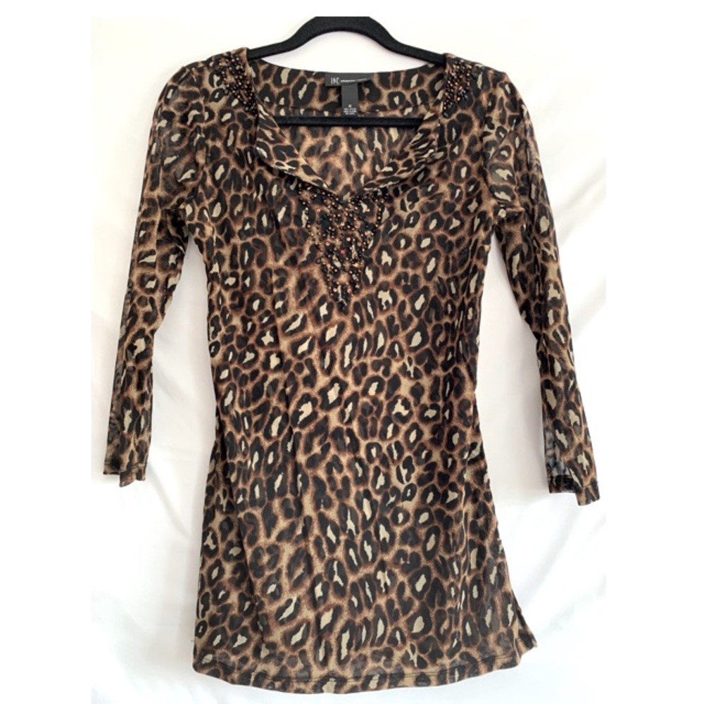 Women’s leopard print top